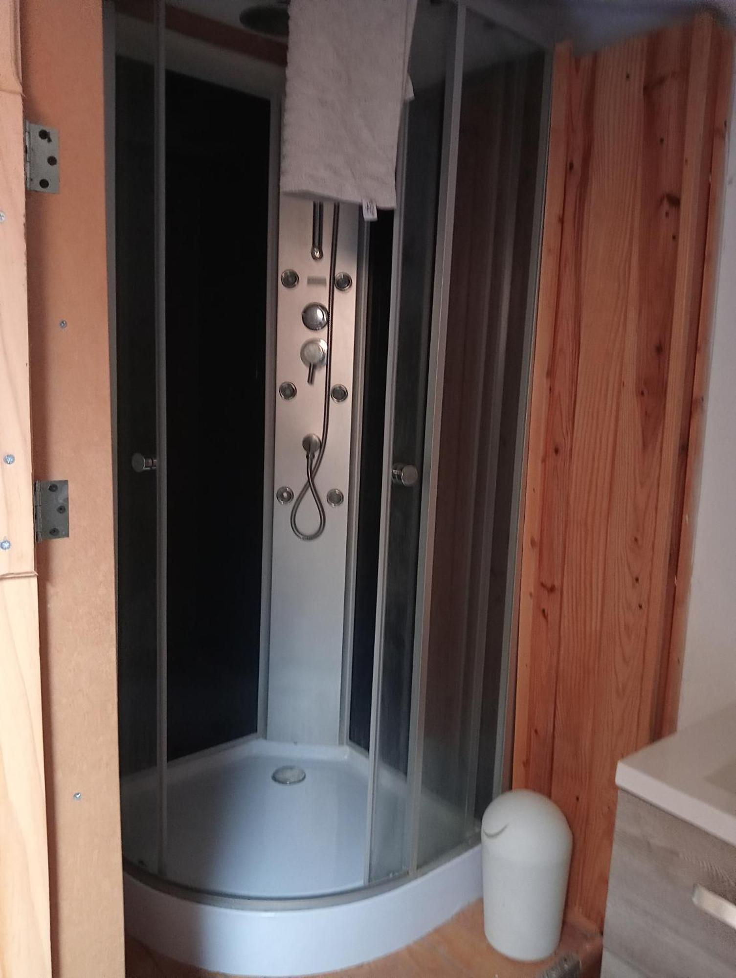Berbi Rosse Hotel Oletta Szoba fotó